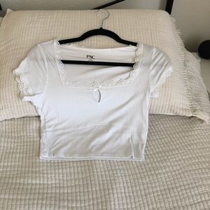 Pacsun lace crop top. Size XS